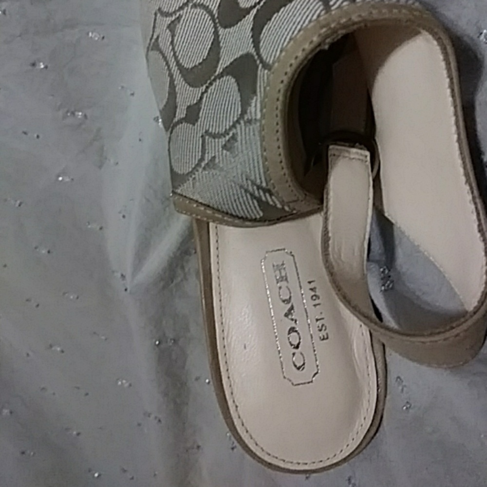 Coach Wedges - Picture 3 of 4